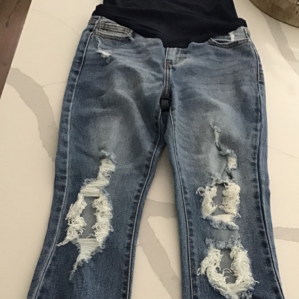 Pink Blush Maternity distressed blue jeans Size 25